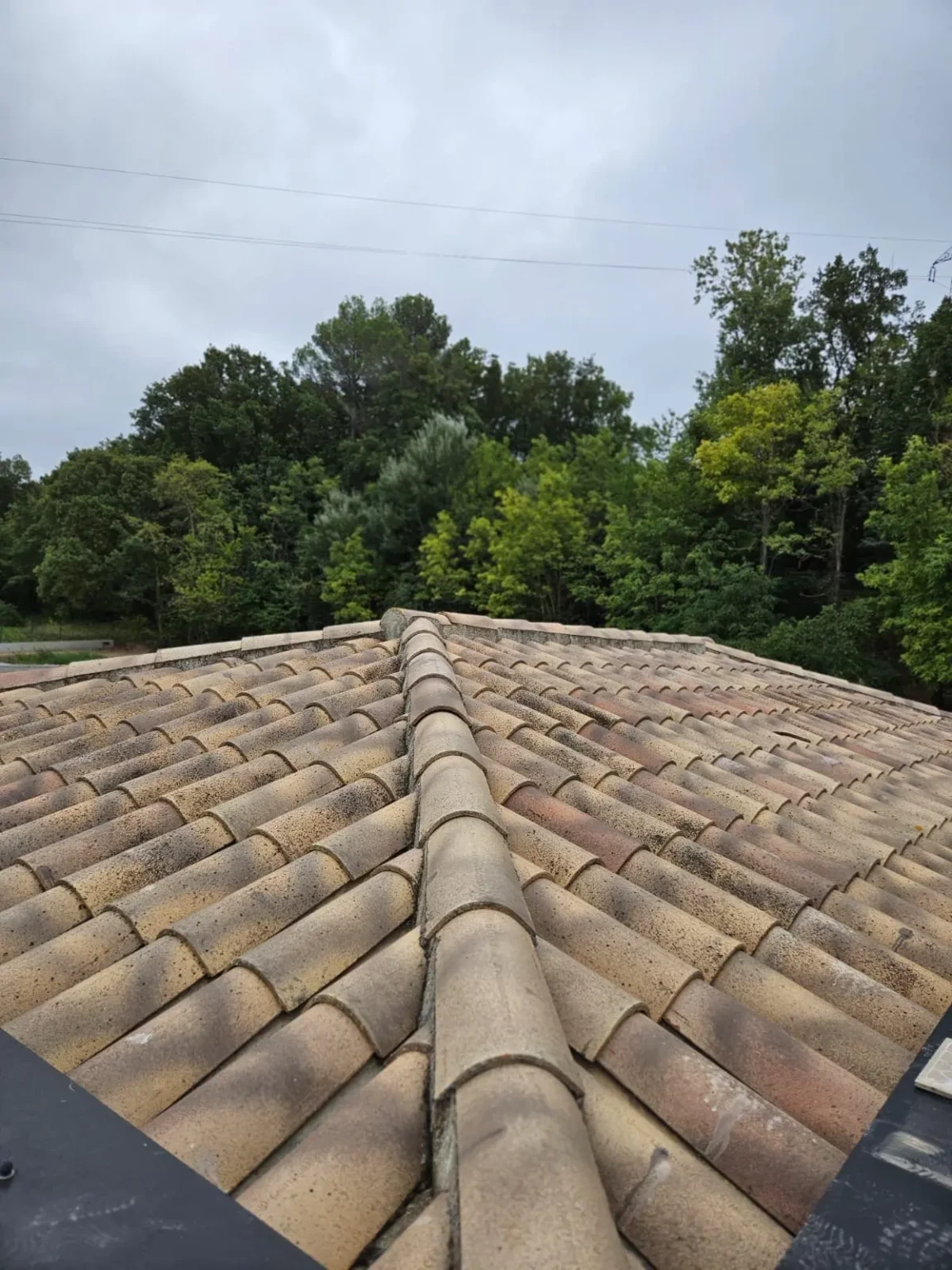 Rénovation toiture Manosque : restauration de toiture ancienne avec conservation du cachet