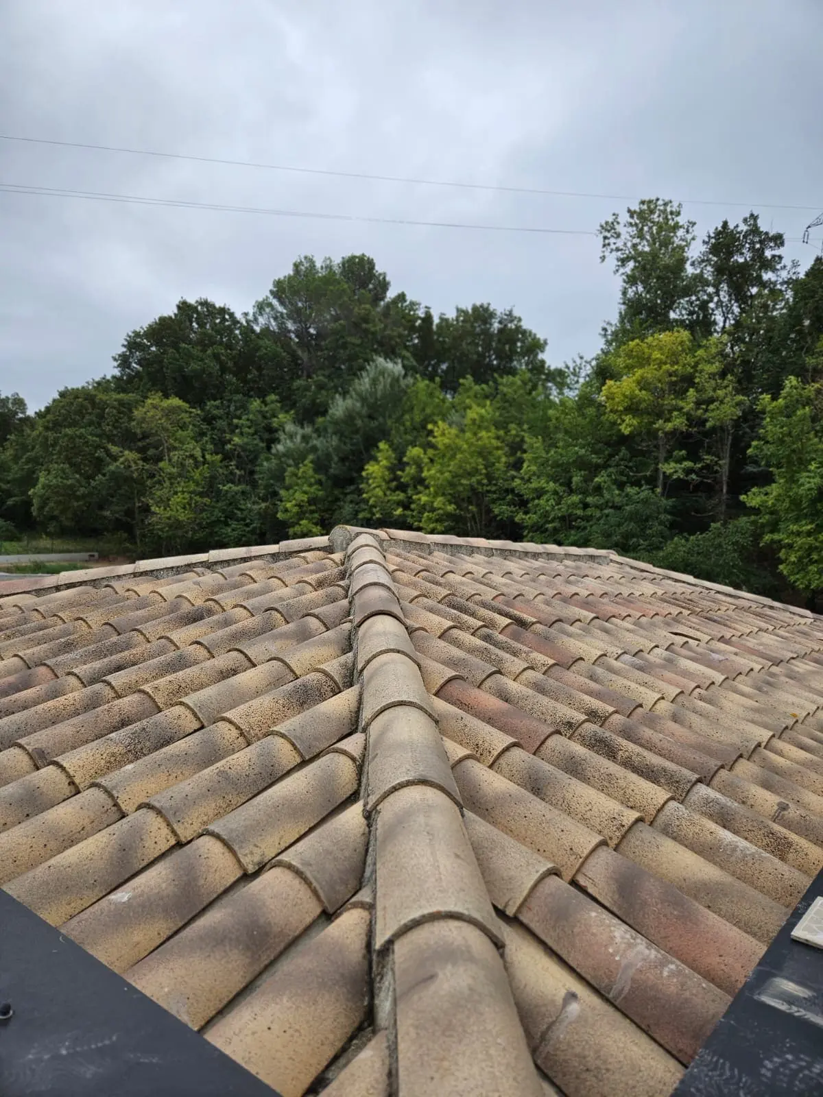 Rénovation toiture Manosque : restauration de toiture ancienne avec conservation du cachet